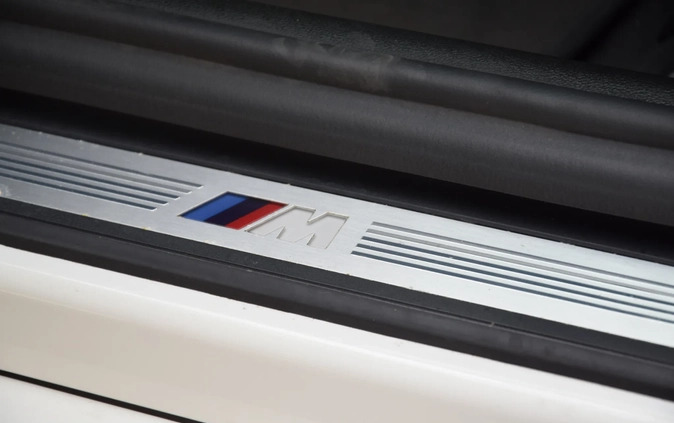 BMW Seria 5 cena 149900 przebieg: 146000, rok produkcji 2017 z Wągrowiec małe 352